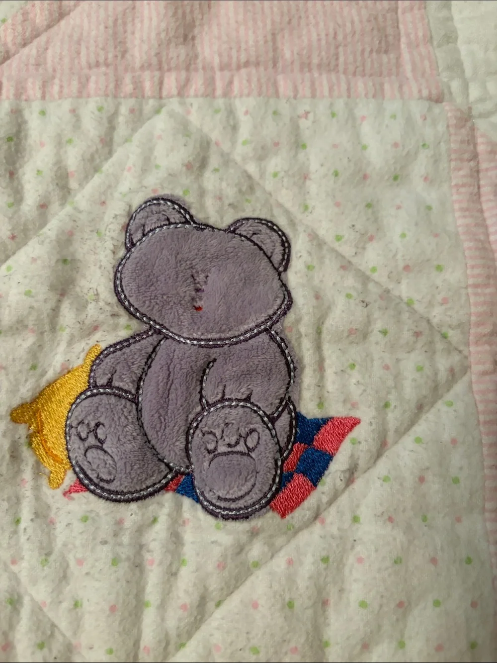 Pink and white Teddy Bear Quilt
